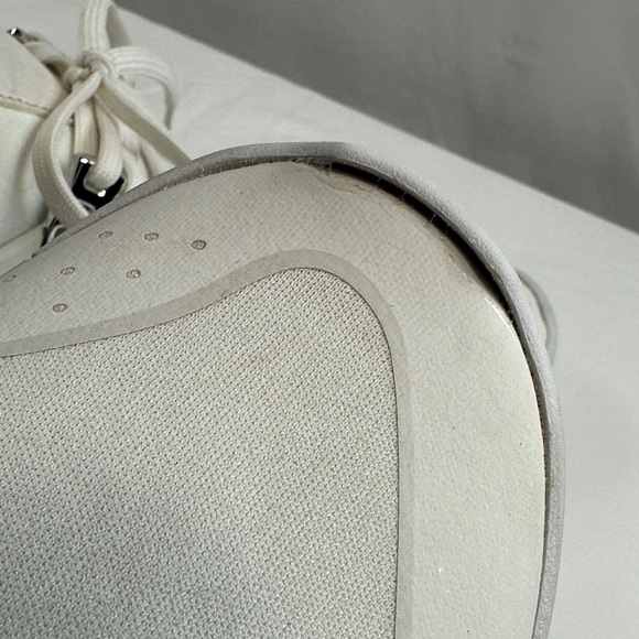 Jordan Fly 89 White/Cream Basketball Sneakers with Silver Accents Sz 10.5 - Picture 13 of 13